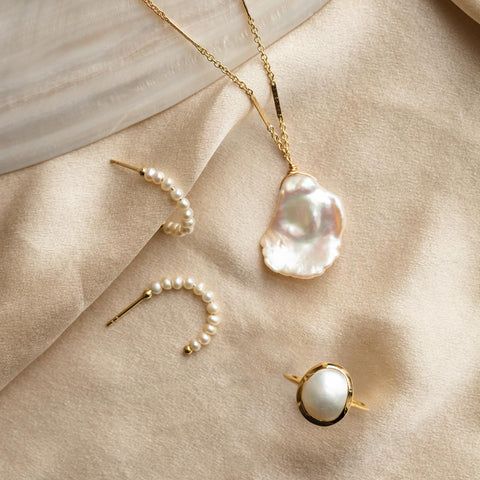 jewelry beach wedding guest