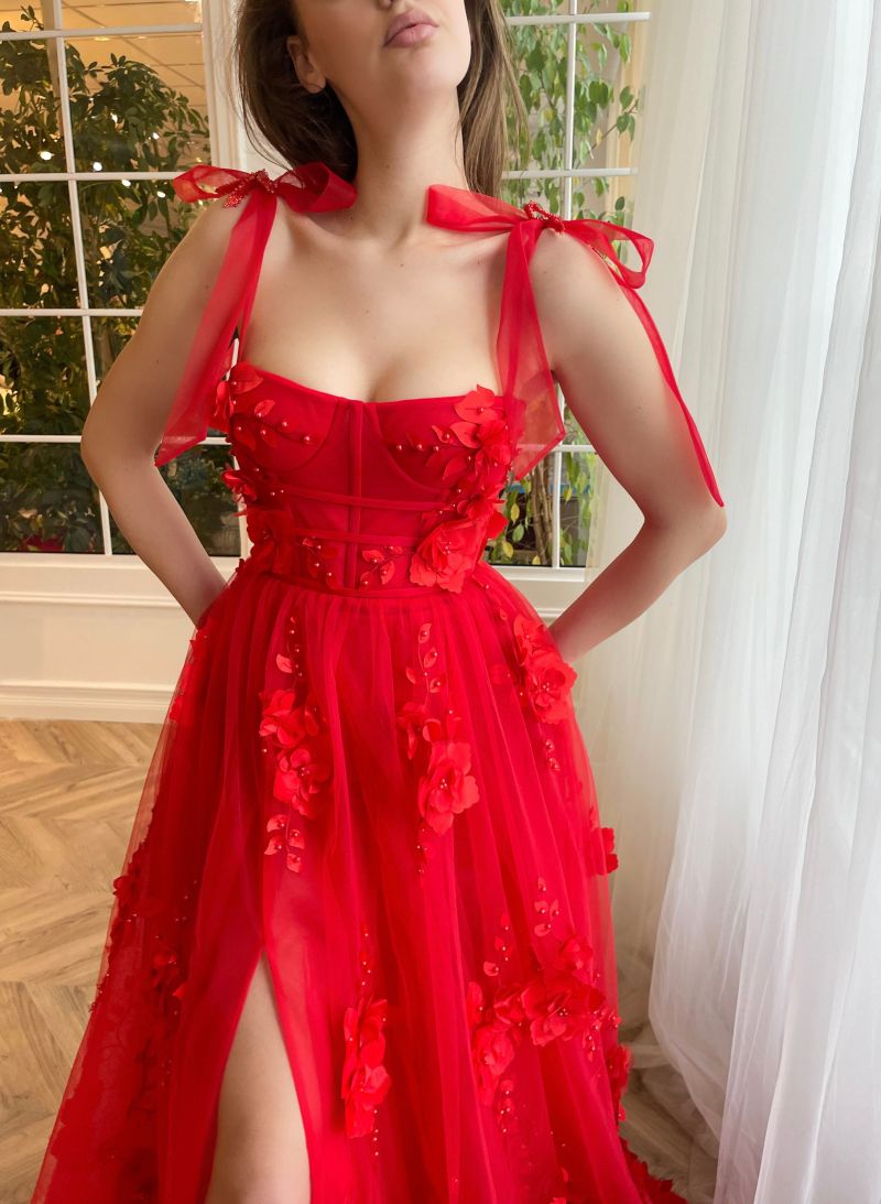 red lace dress romantic