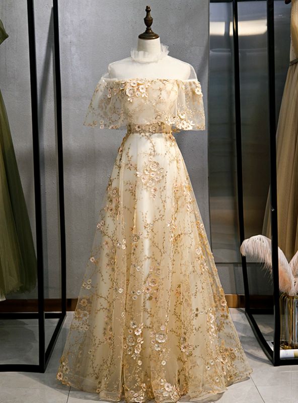 fancy dresses_A-Line Champagne Tulle Appliques Prom Dress