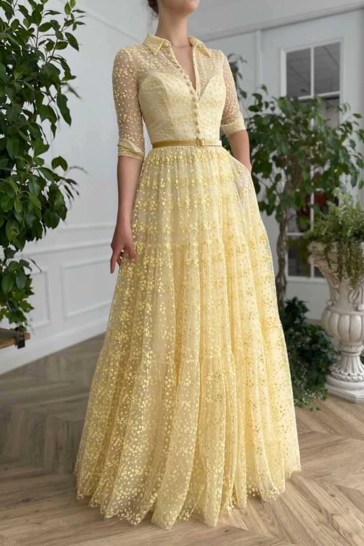 fancy dresses_Daffodil Dreams Gown