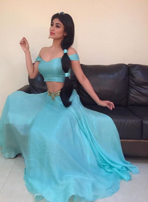 princess dresses_Mouni Roy FLAWLESSLY Dressed As Jasmine Is More Proof We Need A Desi Disney Princess NOW