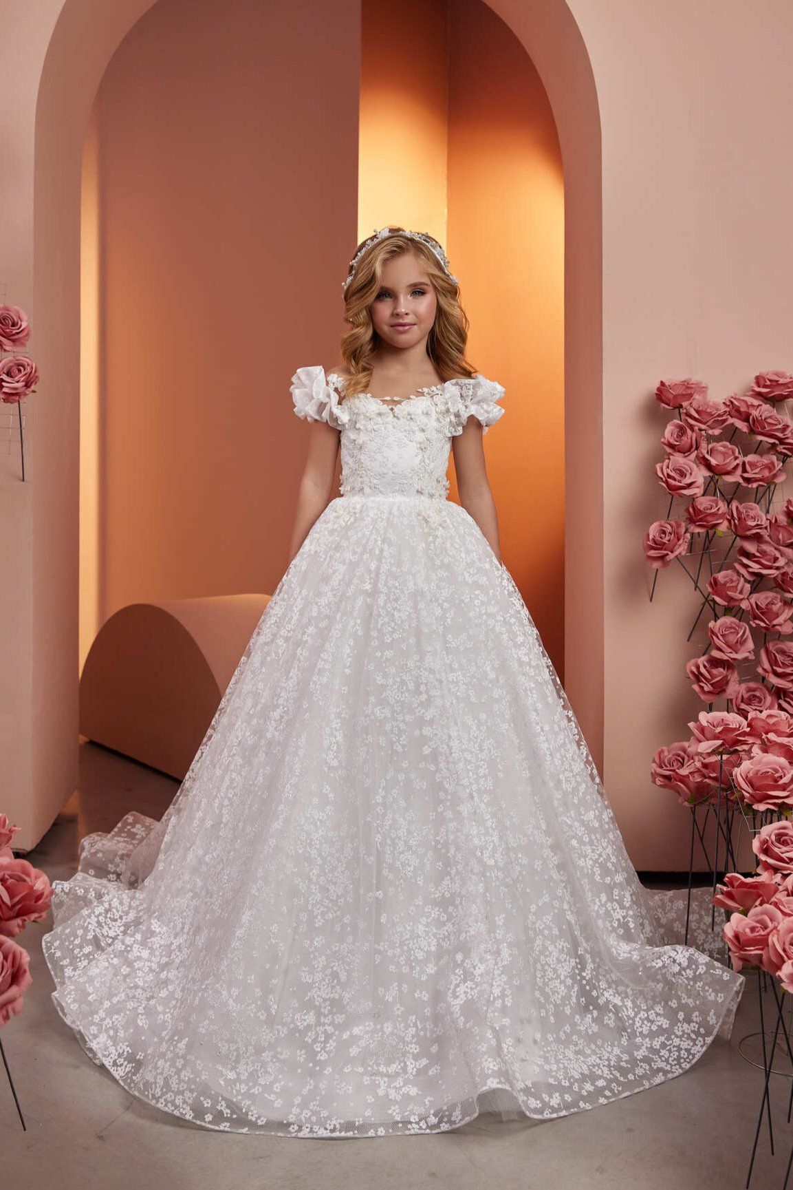 princess dresses_Luxurious Floral Lace Princess Dress with Ruffles and Train - Pre-order Size 12