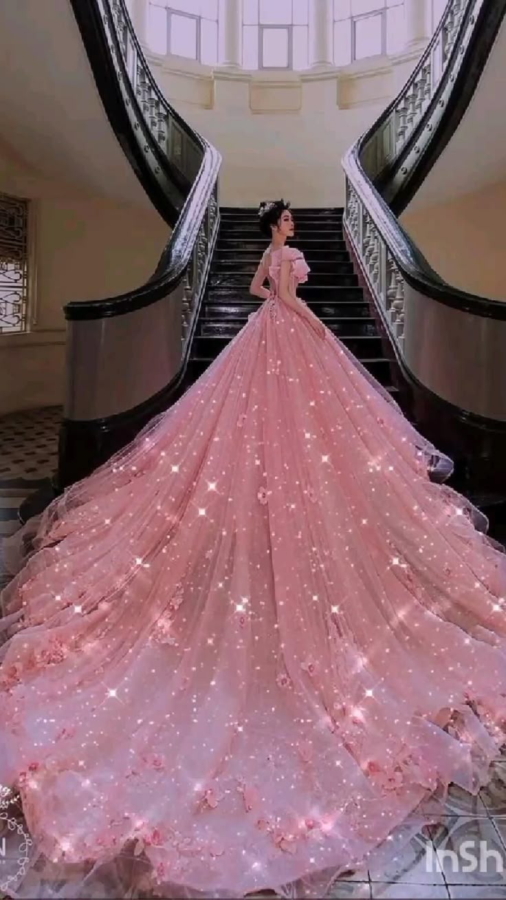 princess dresses_pink colour fairy Tales dress ideas /fairy tales dress