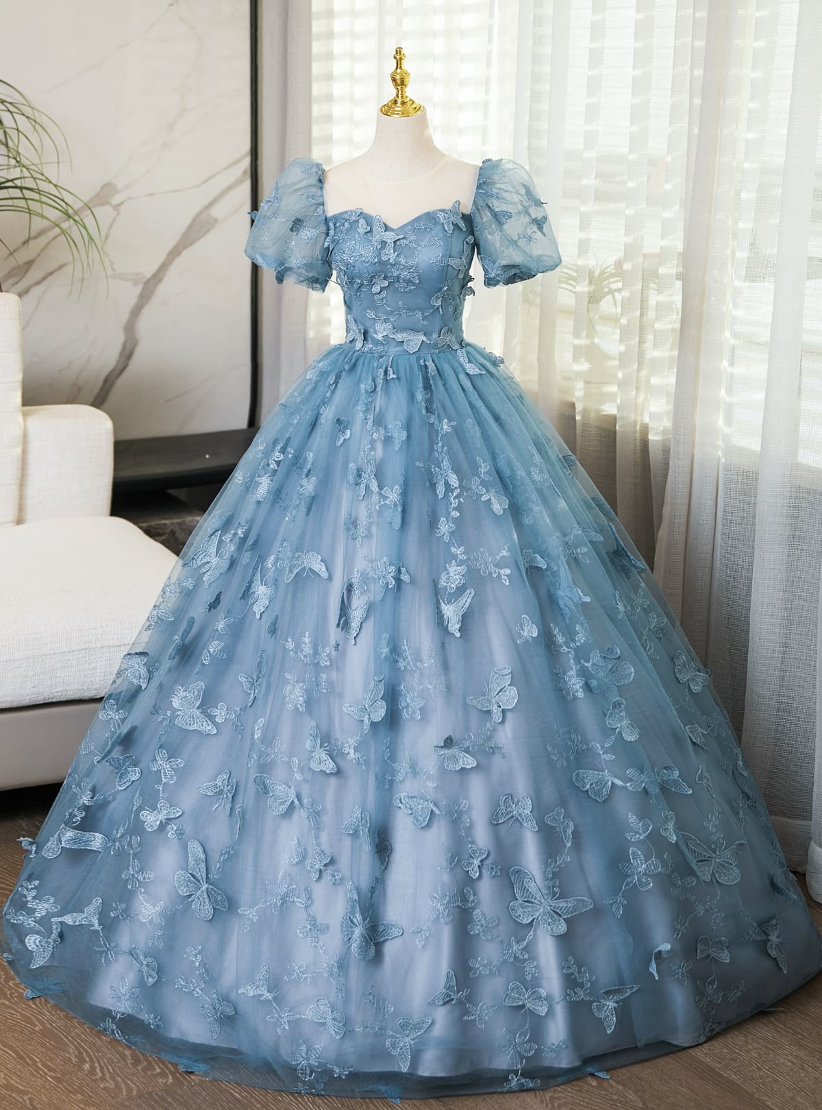princess dresses_Blue Tulle Butterflu Short Sleeve Quinceanera Dress