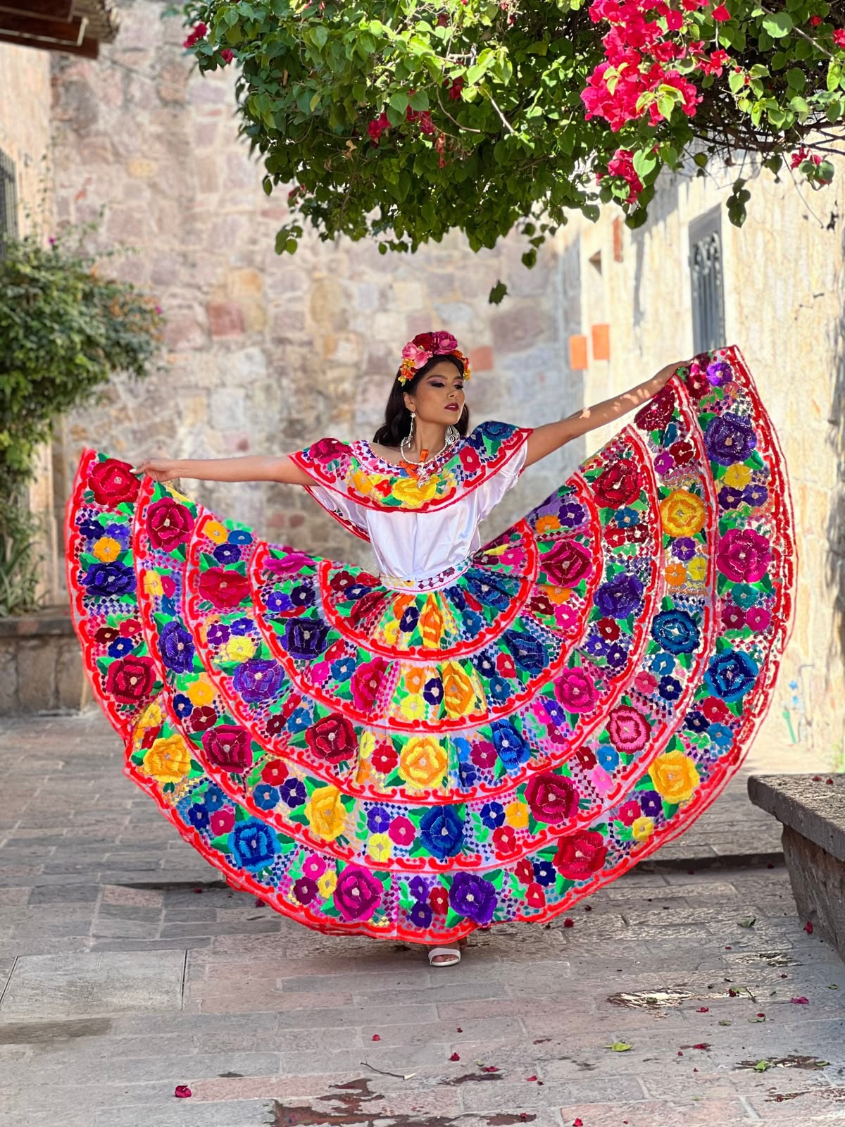 traditional dresses_Traditional Mexican Chiapaneco Dress. Floral Embroidered Dress. Mexican Folkloric Dress. Formal Mexican Dress. Ethnic Style.
