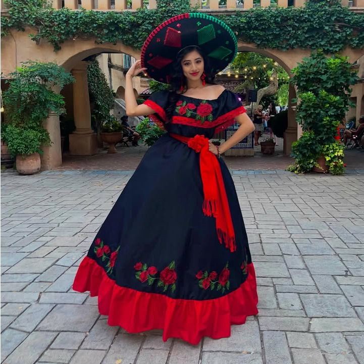 traditional dresses_Mexican Dress | Color: Black | Size: Various