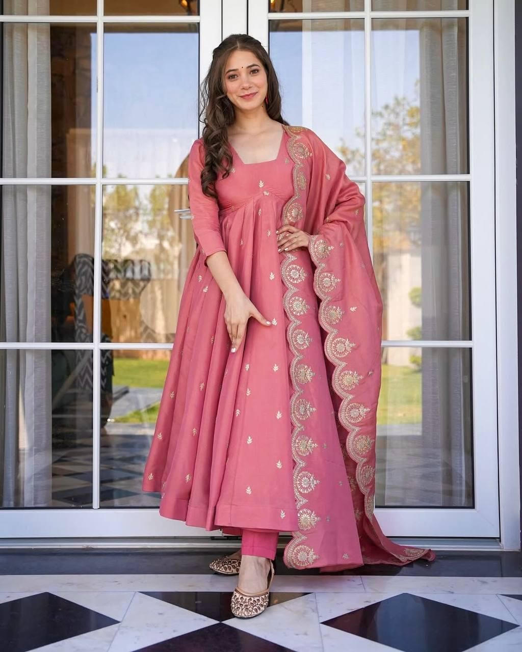 traditional dresses_Pakistani Designer Readymade Georgette Kurta with Sequence Work,palazzo and Dupatta Set,Beautiful 3 piece Partywear/Wedding Salwar kameez