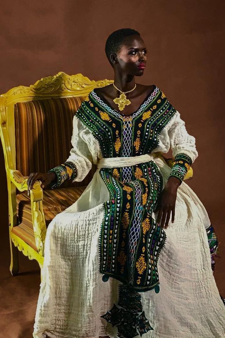 traditional dresses_11 Traditional African Clothing That Identifies African Tribes At A Glance