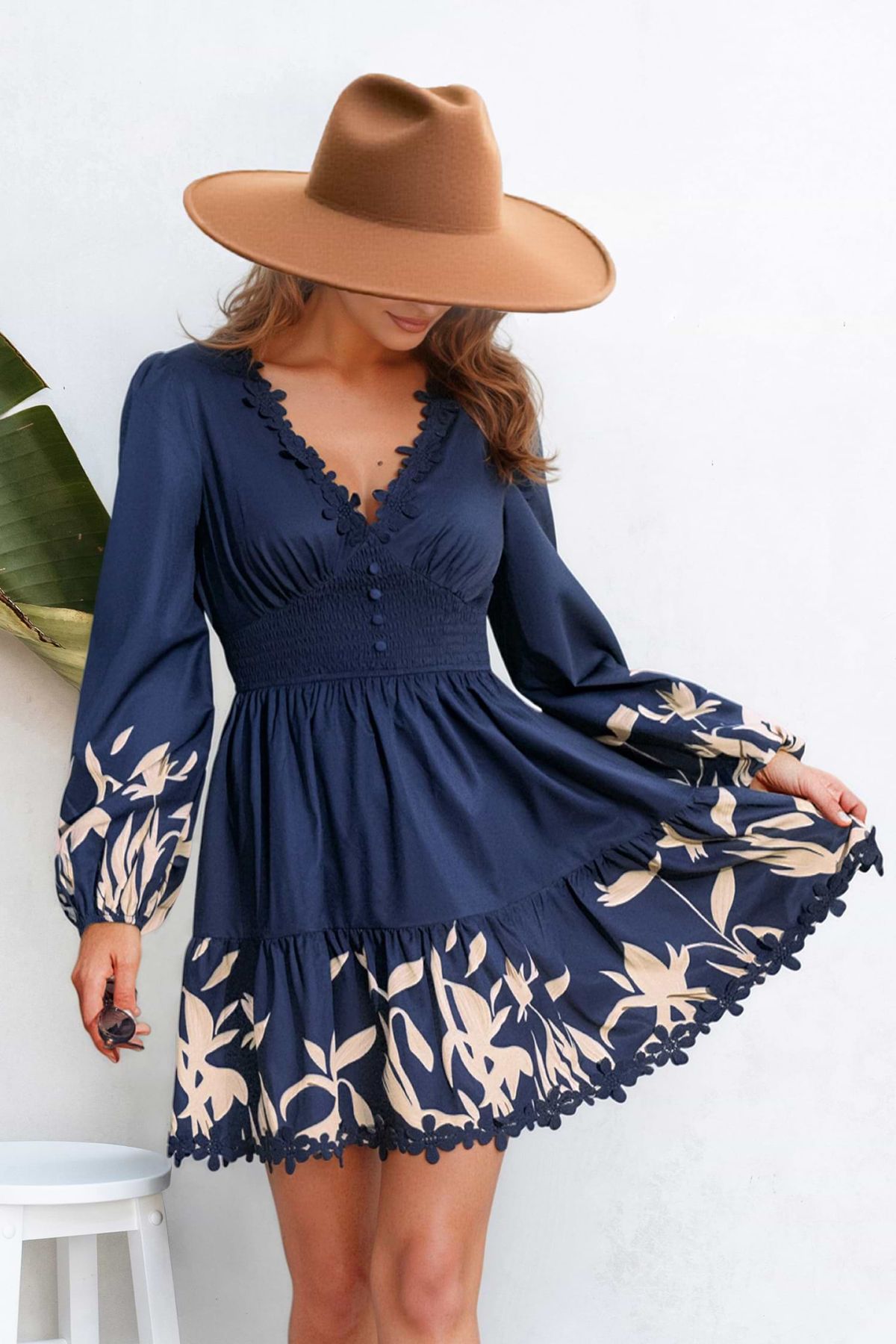 long sleeve dresses_Just a Fling Floral Mini Dress