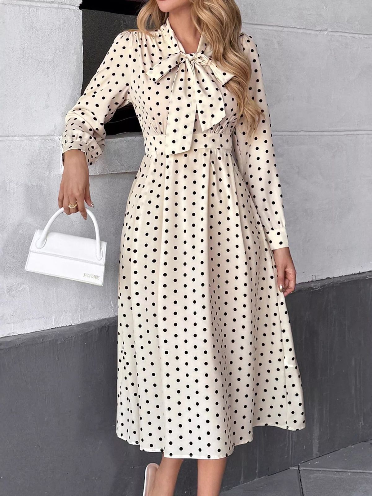 long sleeve dresses_Tie Front Polka Dot Dress