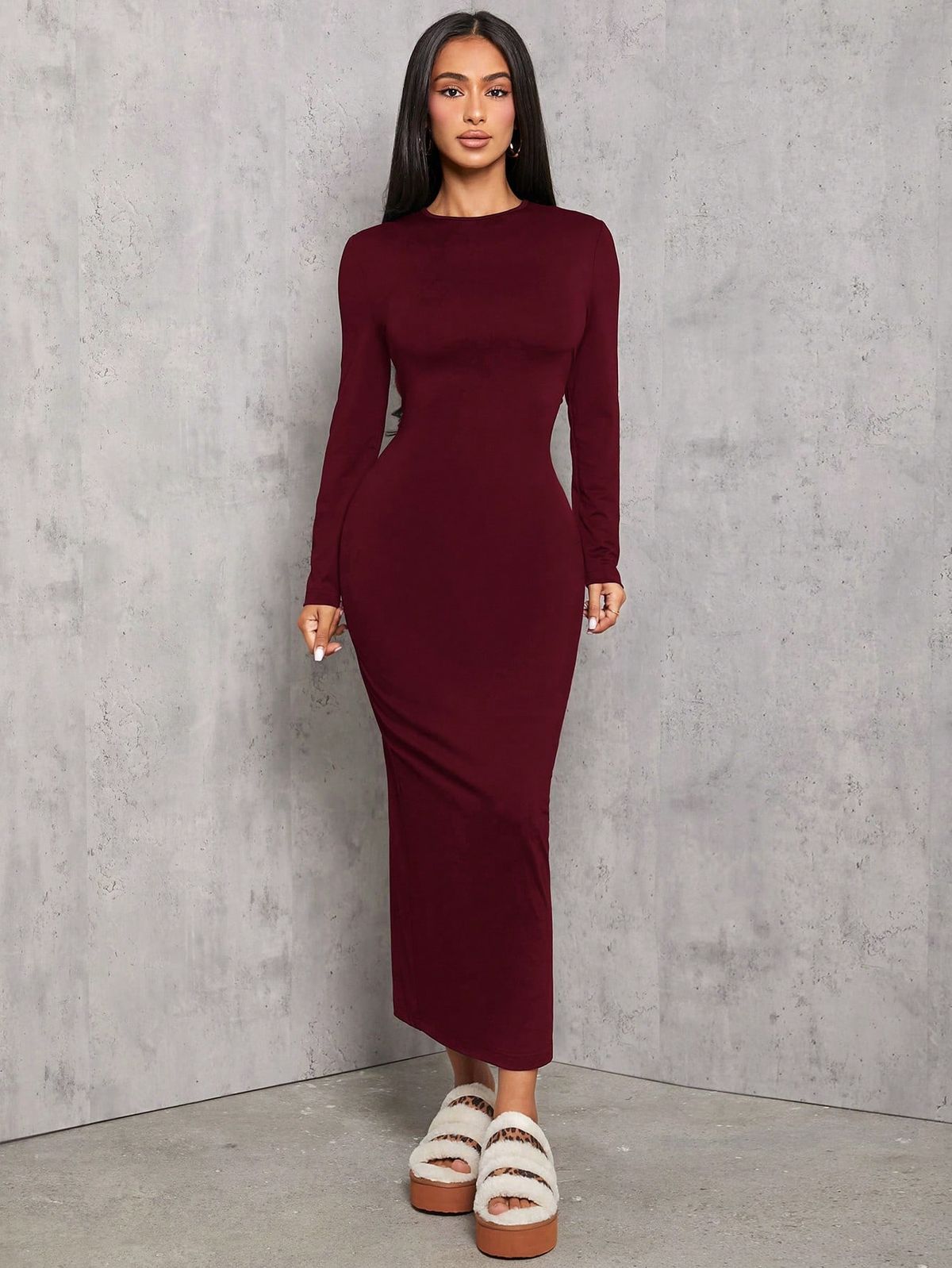 long sleeve dresses_Solid Color Pleated Waist Black Long Sleeve Dress