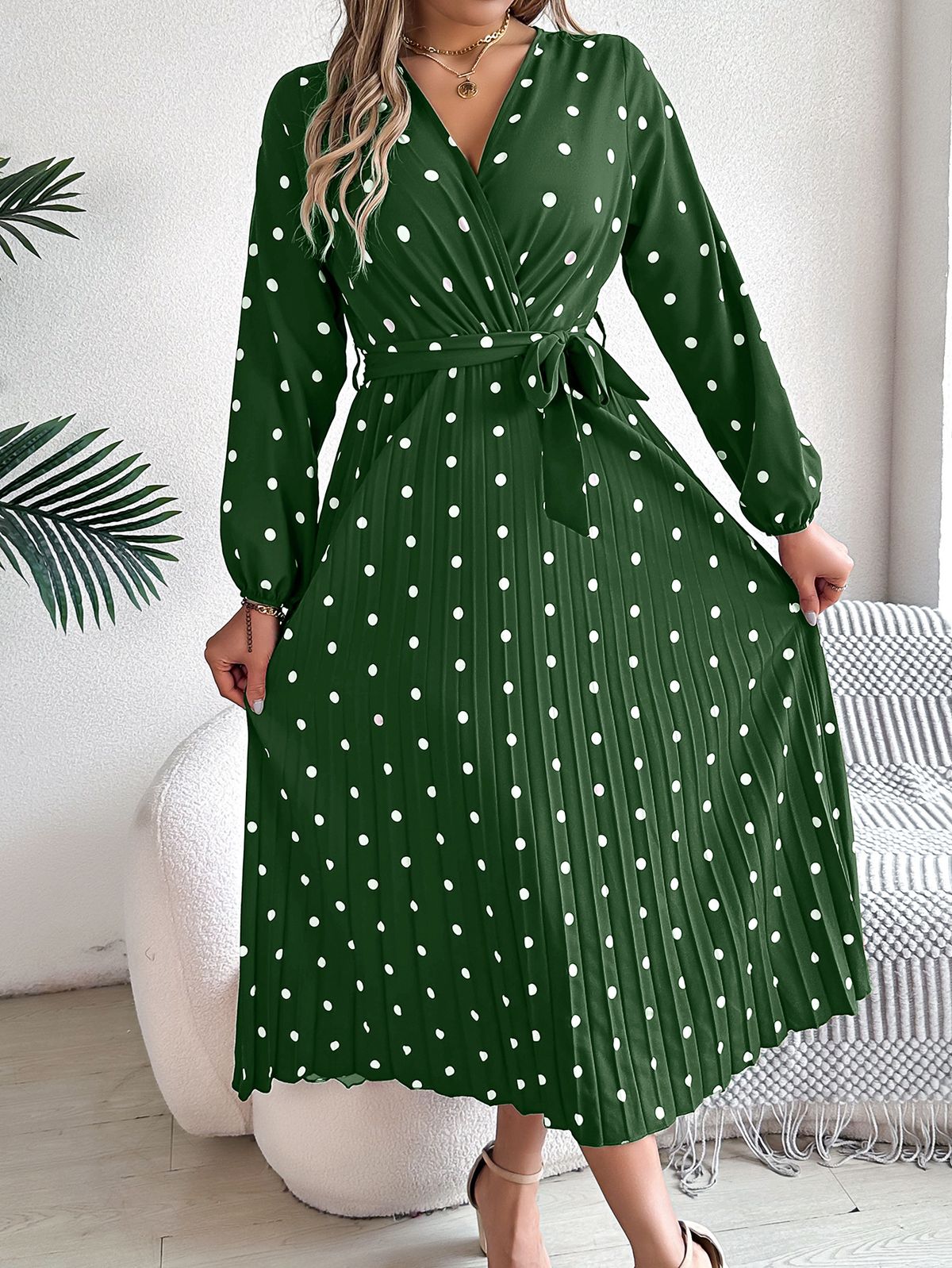 long sleeve dresses_Zingj Shooting 2025 Autumn And Winter Elegant Bump Color Wave Point Cross V Collar 100-Fold Long Dress Women's Clothing Green-S
