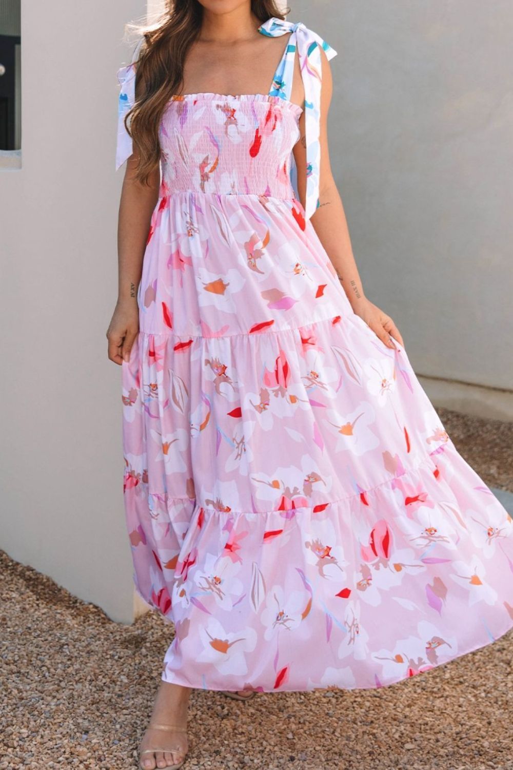 maxi dresses_Floral Print Knotted Shoulder Smocked Maxi Dress