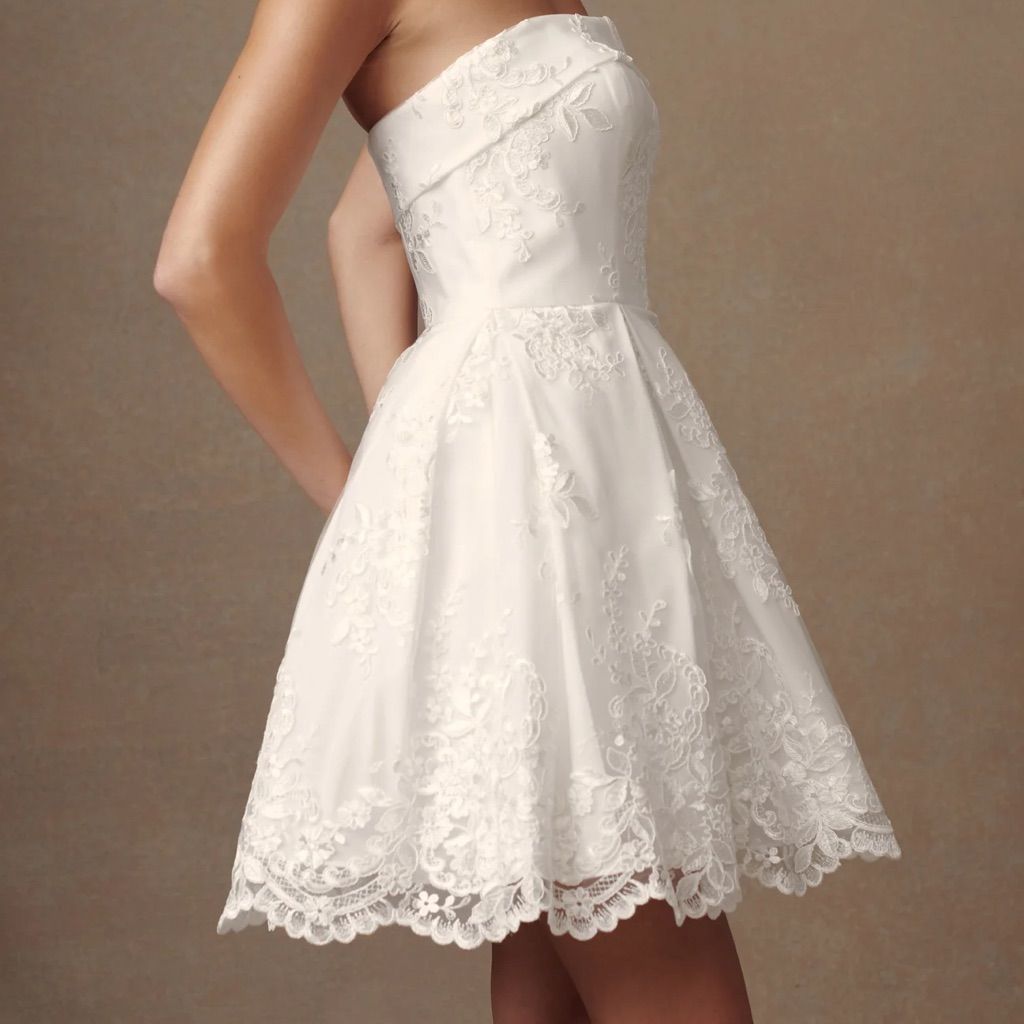 engagement dresses_Meshki Dresses | Meshki Eileen Lace Mini Dress - White | Color: White | Size: 3x