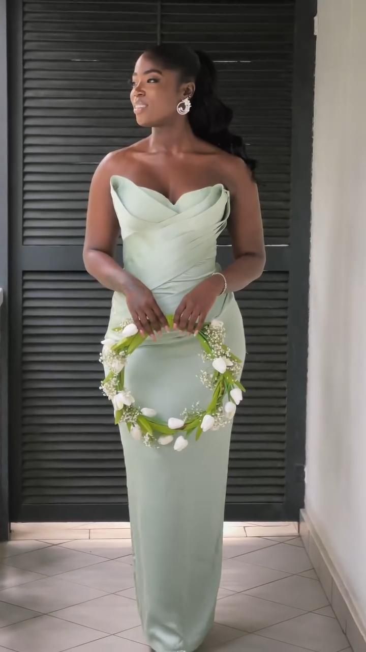 bridesmaid dresses_Elegant sage green bridesmaid dress style inspiration
