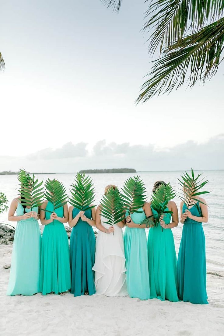 bridesmaid dresses_A Tropical Destination Wedding in Key Largo