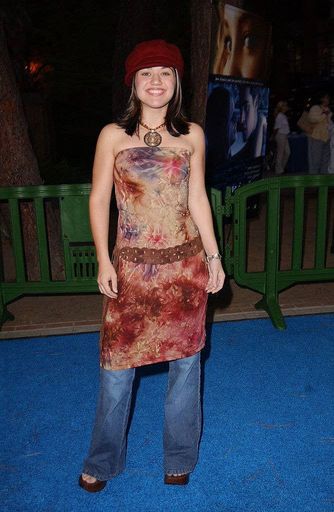 impress outfits_62 Pictures That Show Just How Weird The Early 2000s Were