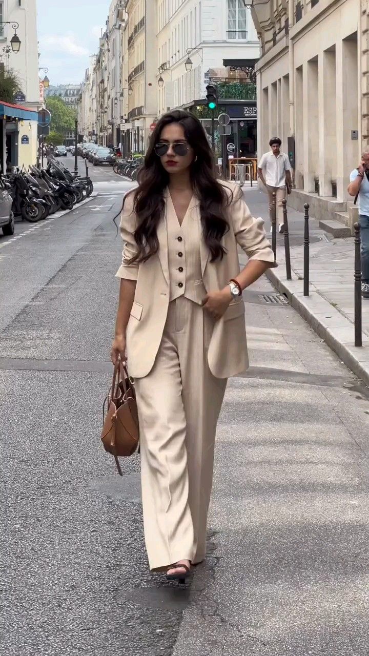 formal outfits_Women’s bossy outfits