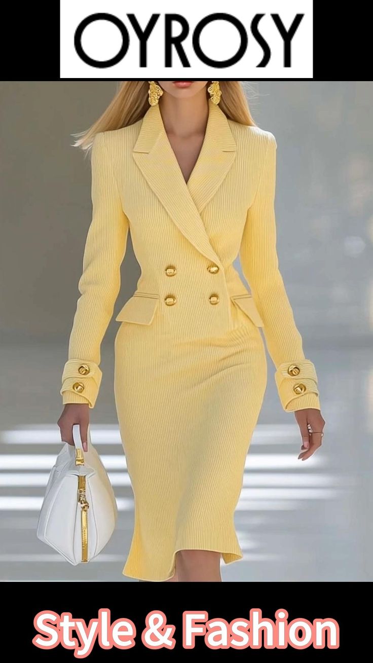 elegant outfits_Elegant and Simple V-neck Light Yellow Knitted Midi Dress