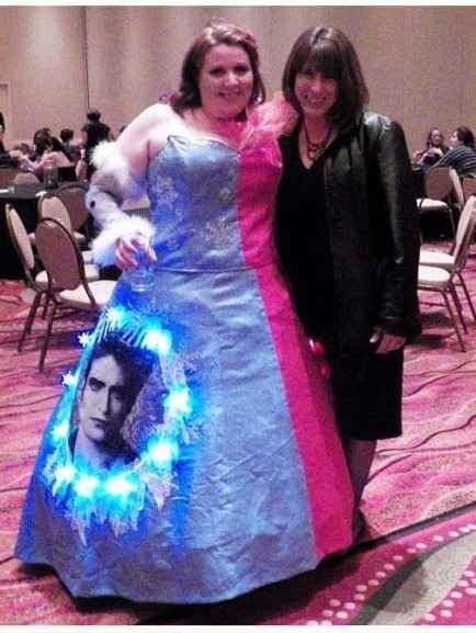 formal dresses_21 Photos That Prove Prom Season Is Actually The Worst