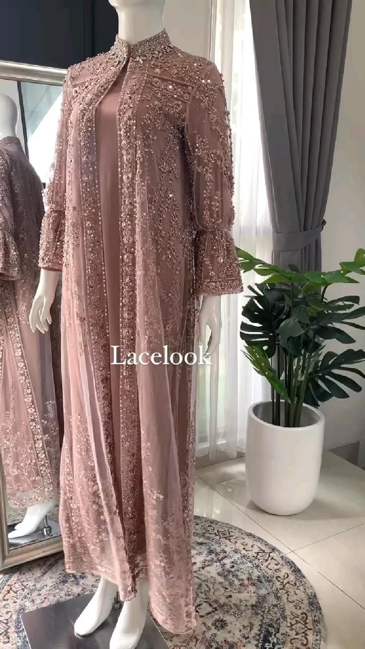 fancy outfits_fancy dress.